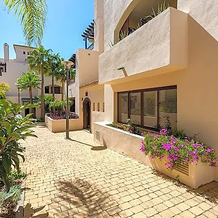 Hotel La Medina De Banus, Puerto Banus 4*